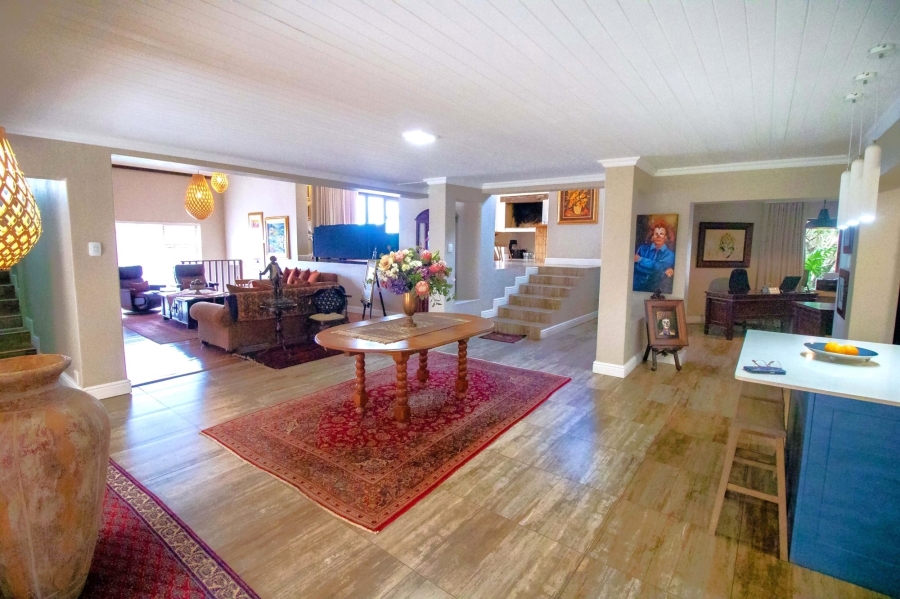 3 Bedroom Property for Sale in Wavecrest Eastern Cape